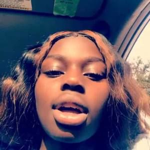 Meet your Posher, Adonisha